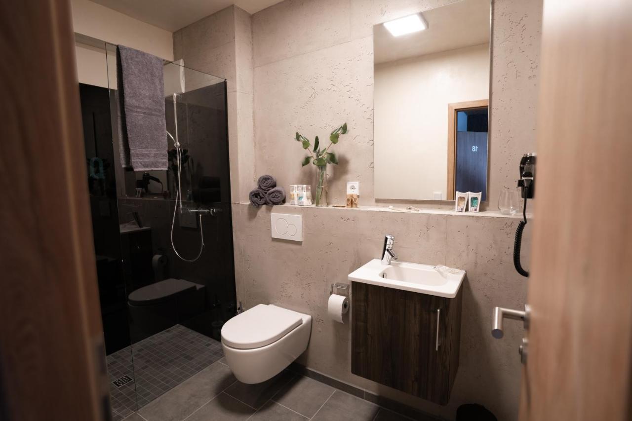 Motel Q Zimmern ob Rottweil Buitenkant foto